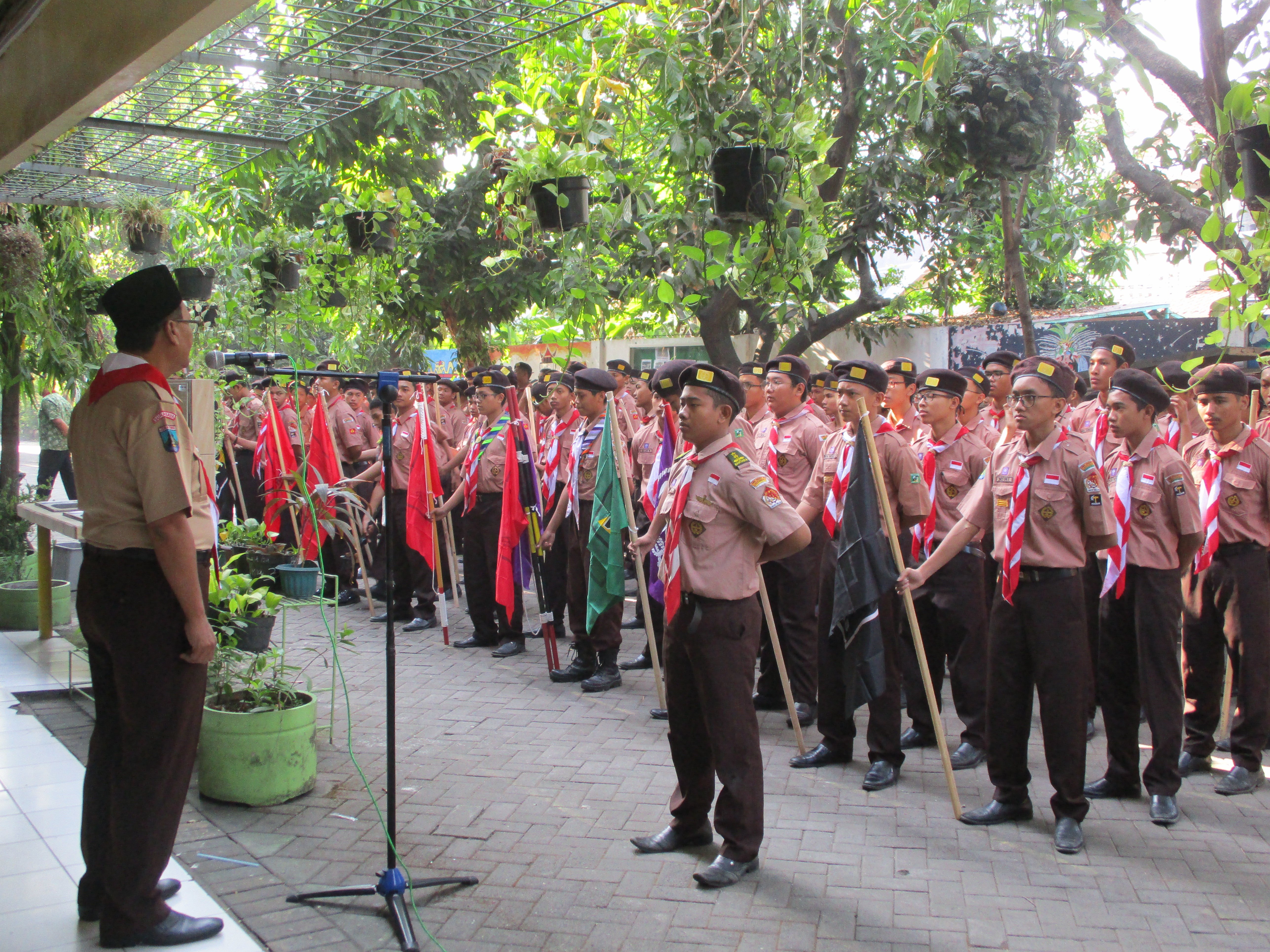 KEGIATAN PRAMUKA SMAN 18 SBY DI BALONGBENDO