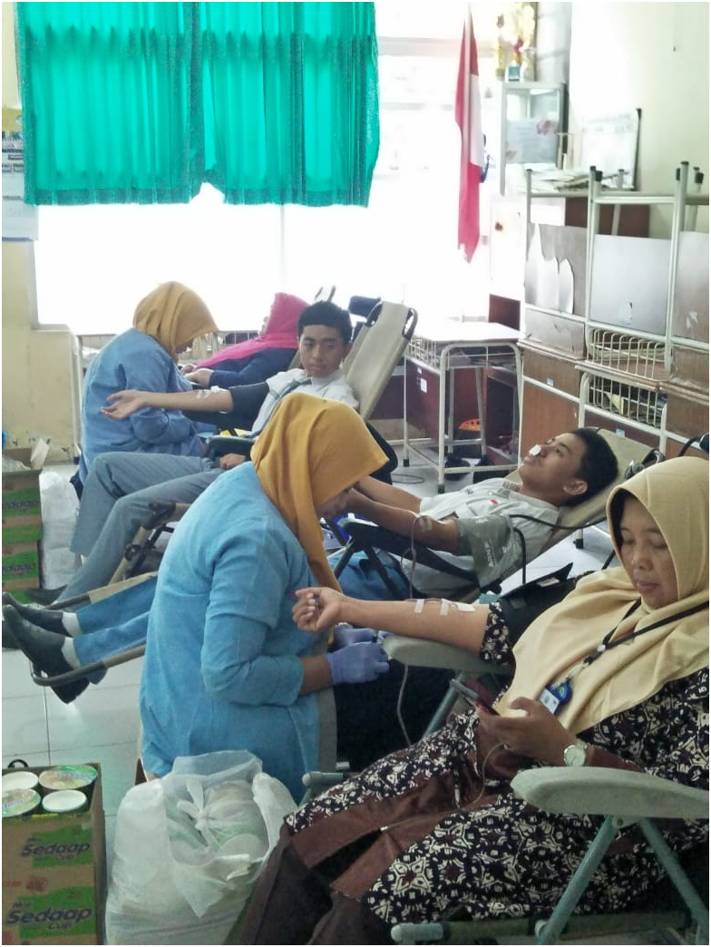 DONOR DARAH SMAN 18 SURABAYA