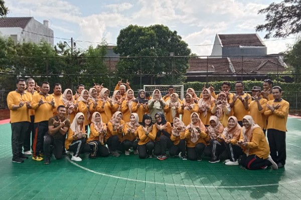 Strategi yang Tepat Untuk Meraih Sukses Melalui Kegiatan Upgrading Guru SMAN 18 Surabaya