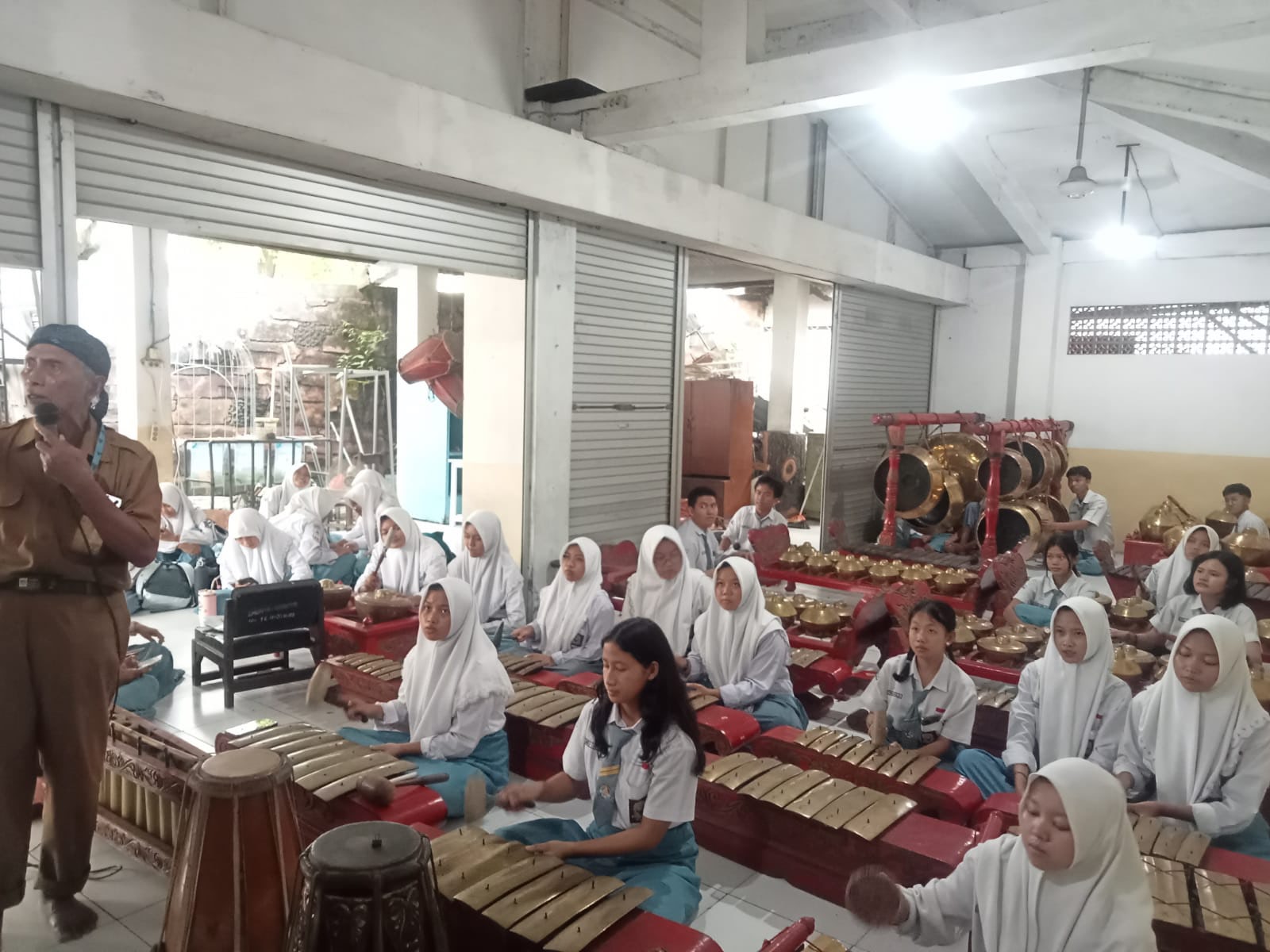 Karawitan di SMAN 18 Surabaya: Sudah Lama Ada, Jadi Wadah Murid Kenal Budaya 